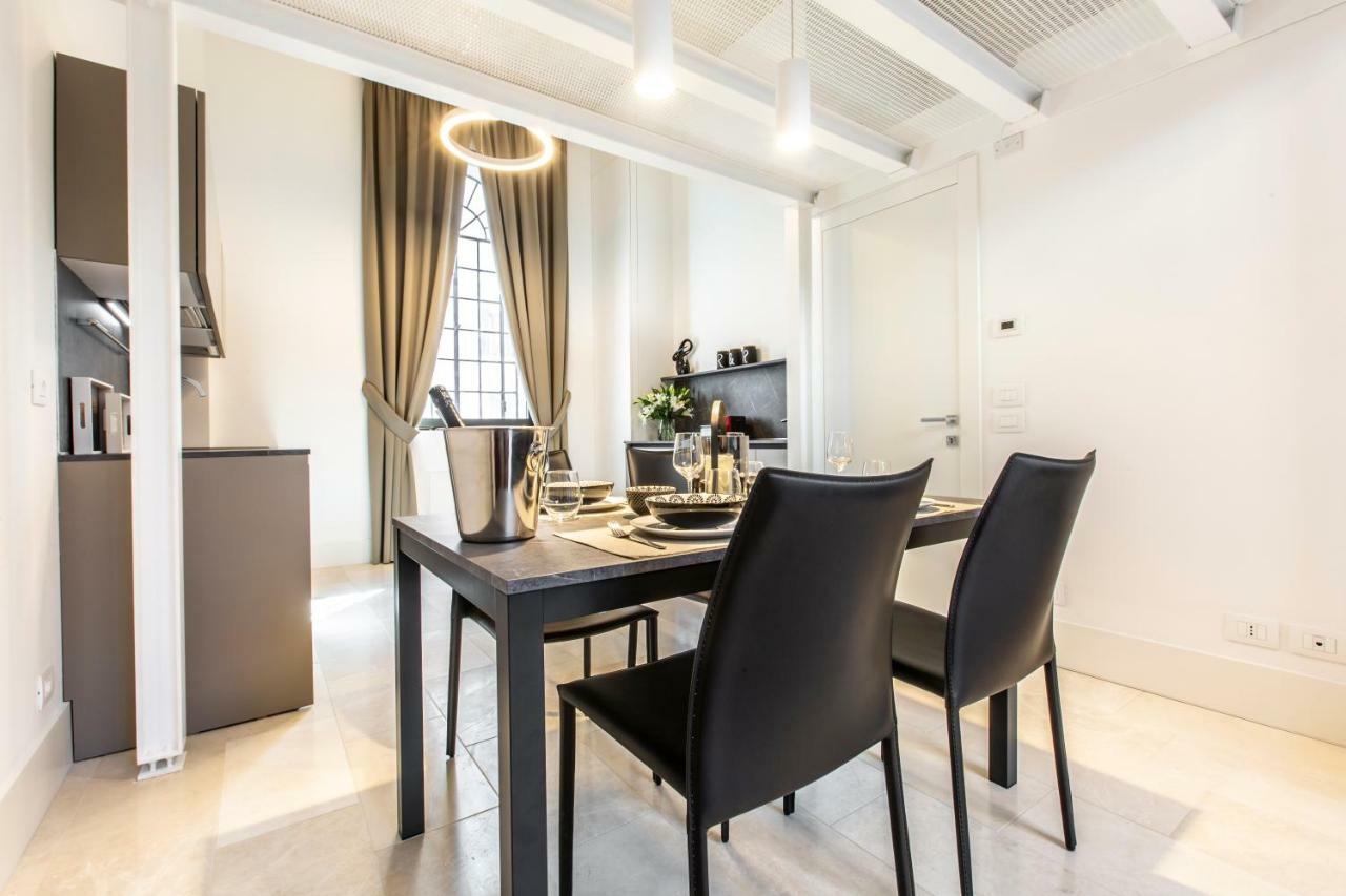 ונציה Elegant Fornasa Vecia, Canal View With A Beautiful Garden R&R מראה חיצוני תמונה